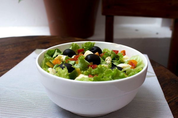 Réveillez vos matins : Découvrez notre recette revitalisante de pain de seigle aux graines et ses conseils essentiels !